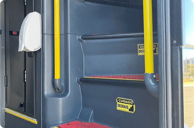 Volvo DD Comil foto 2